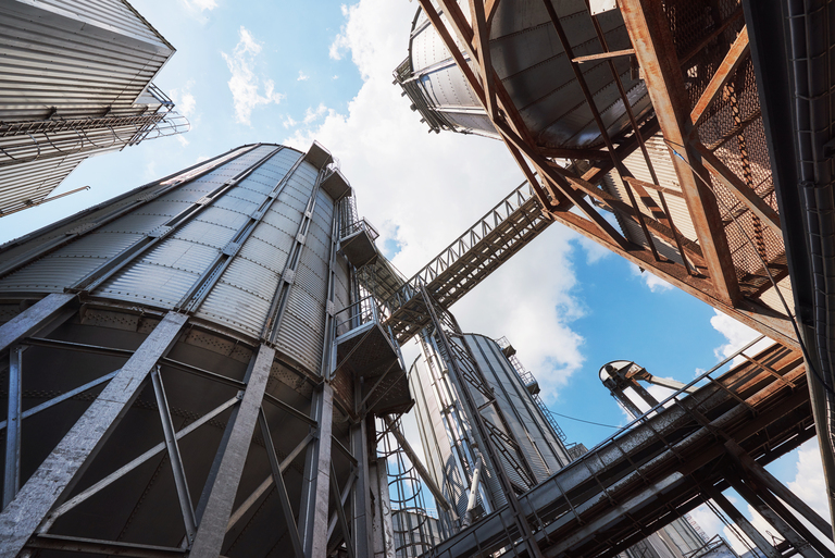 Jiangsu amplia capacidade de produção de defensivos técnicos