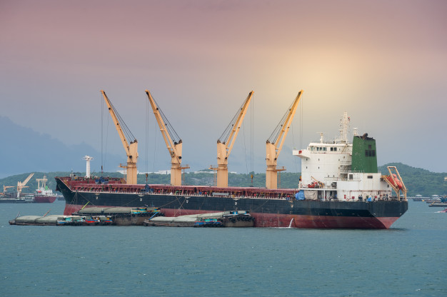 15 navios carregados de fertilizantes cruzaram o estreito de Ormuz rumo a índia 