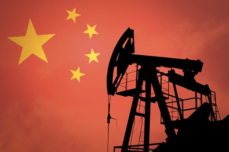 Refinarias chinesas reduzem compras de petróleo russo